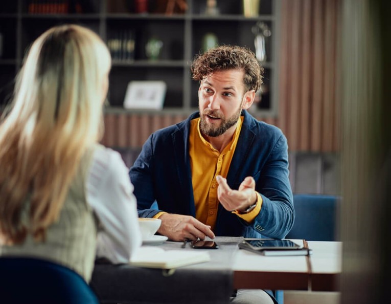 Executive search<br>a headhunting
